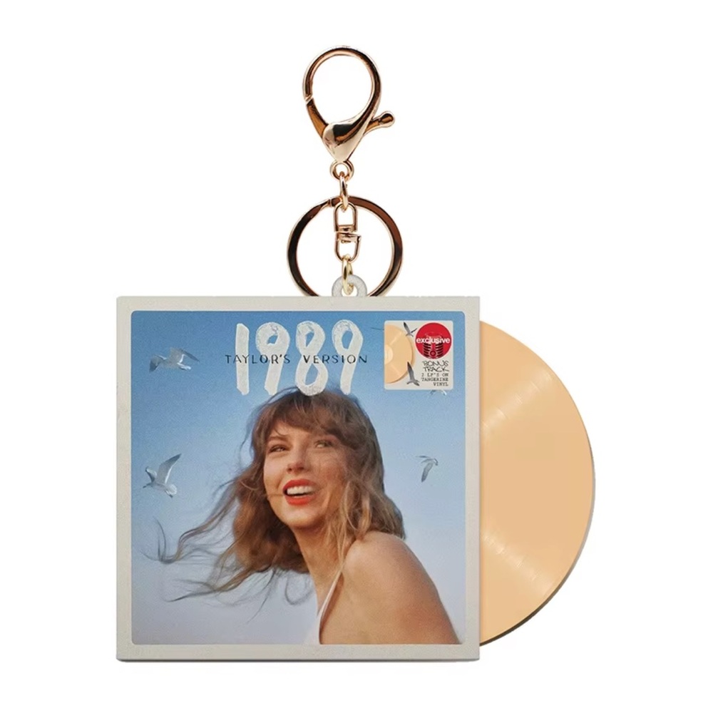 Taylor Swift Keychain ✨ - Picture 2 of 5